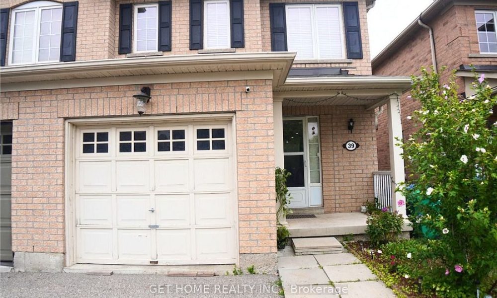 39 Kintyre St, Brampton 1