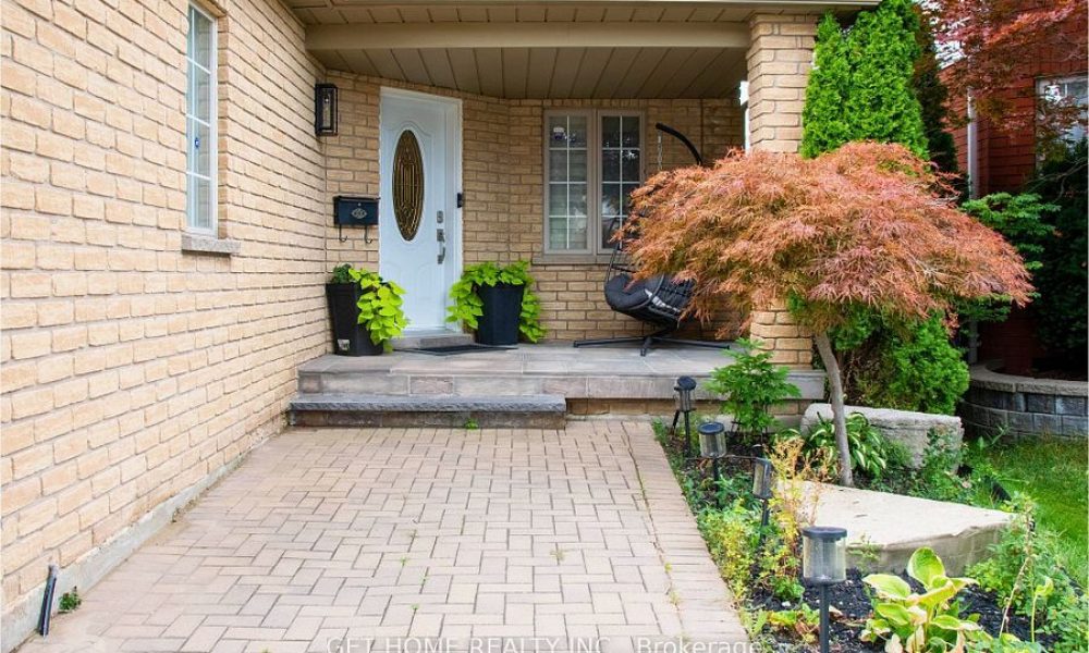 532 Ormond Dr, Oshawa3