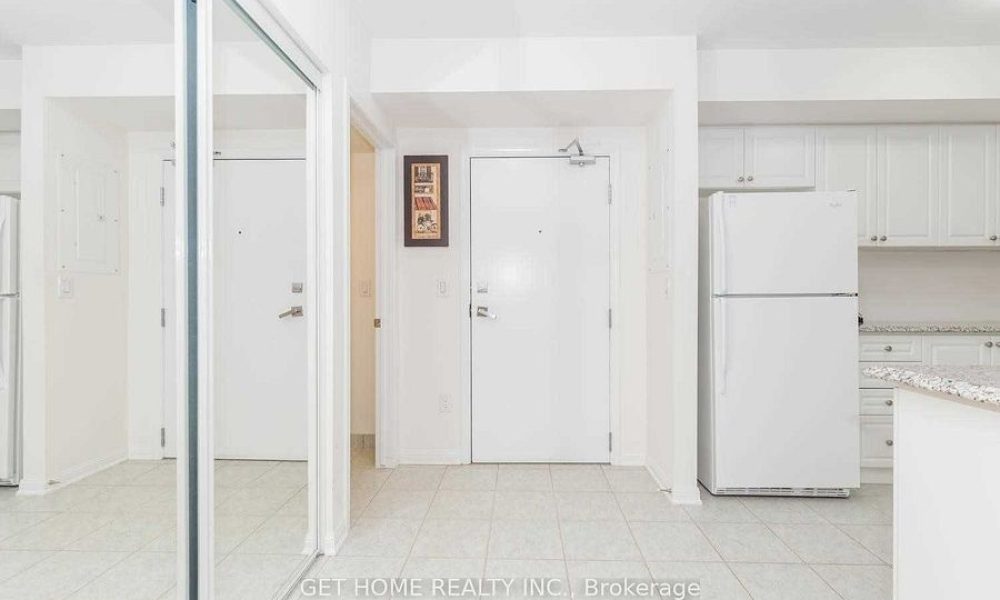 60 Baycliffe Cres 307, Brampton 13